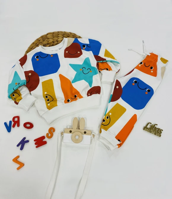 Bisiklet Yaka Baskılı Sweatshirt ve Baskılı Alt Eşofman İkili Takım 202472 - BEYAZ - 1/2 YAŞ