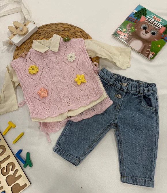 Gömlek,Süveter,Pantolon Üç Parça Kız Bebek Takım 657 - PEMBE - 12 AY