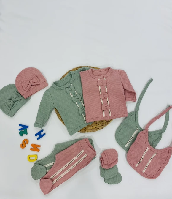 KIZ BEBEK ÖNÜ FİYONLU BEŞ PARÇA TAKIM 6154 - PEMBE - 0/6 AY